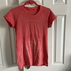 Lululemon run swiftly tee - pink